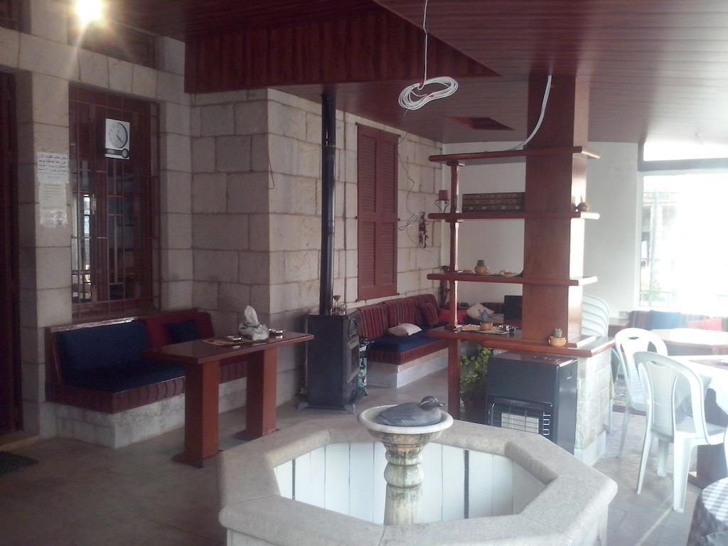 Bcharré Tiger House Guest House מראה חיצוני תמונה