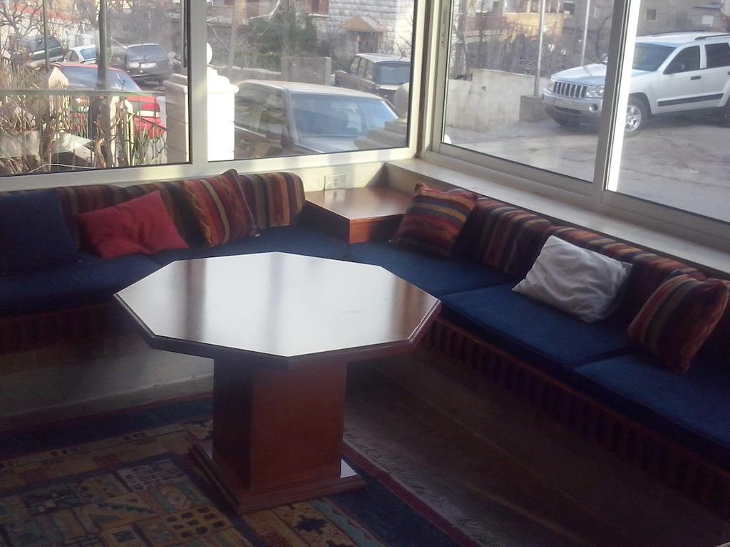 Bcharré Tiger House Guest House מראה חיצוני תמונה