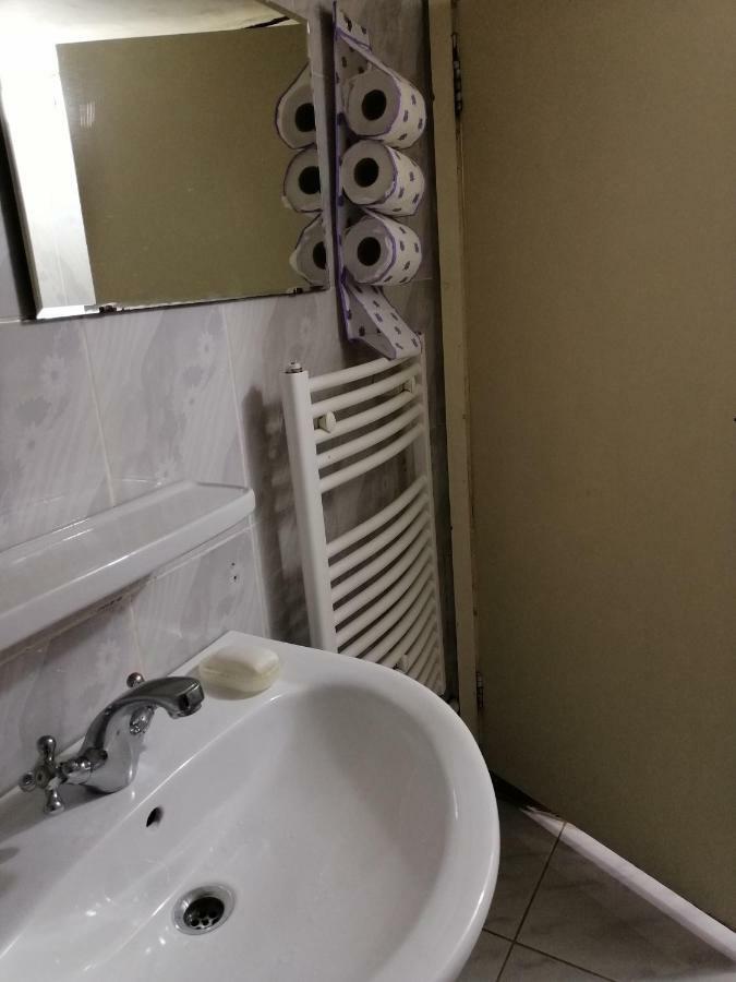 Bcharré Tiger House Guest House מראה חיצוני תמונה
