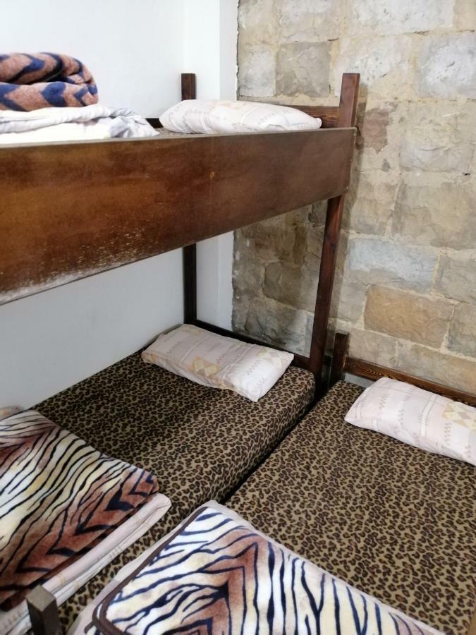 Bcharré Tiger House Guest House מראה חיצוני תמונה